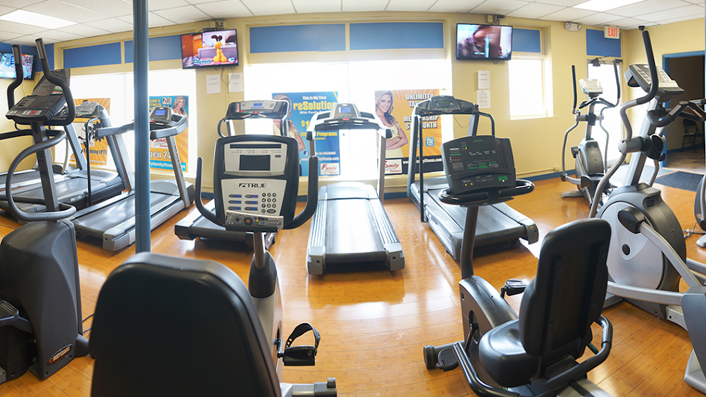  Family Fitness Sparta