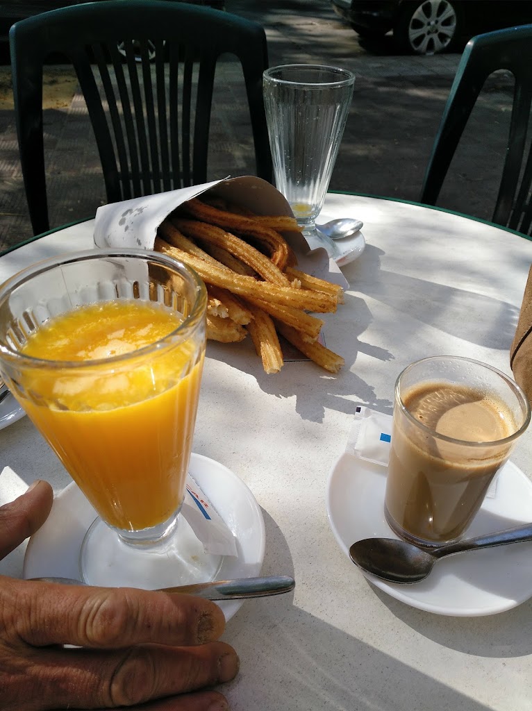 Cafeteria Heladeria La Ibense Nao Victoria — Cafe