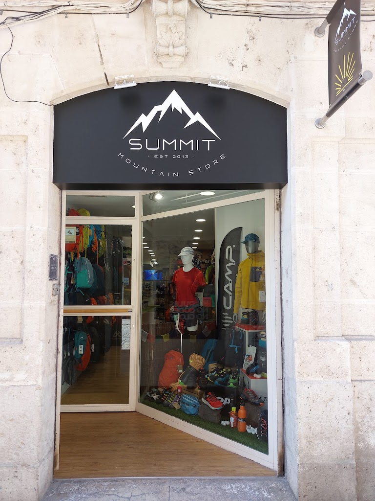 SUMMIT Mountain Store en Burgos