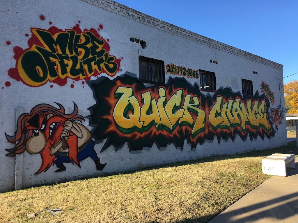 Quick Change Artist Gym