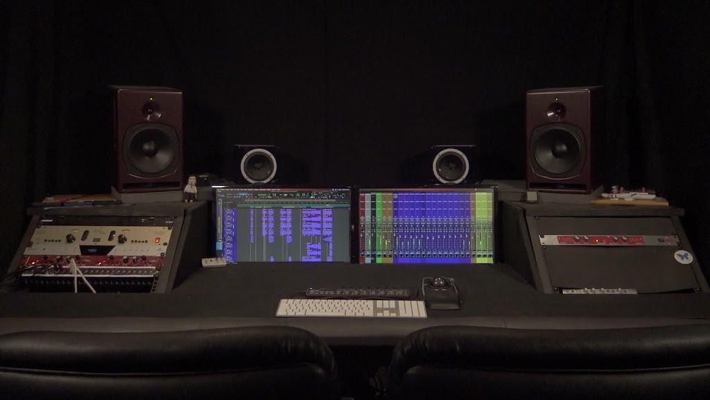 PentaMusic Studios — Del propietario