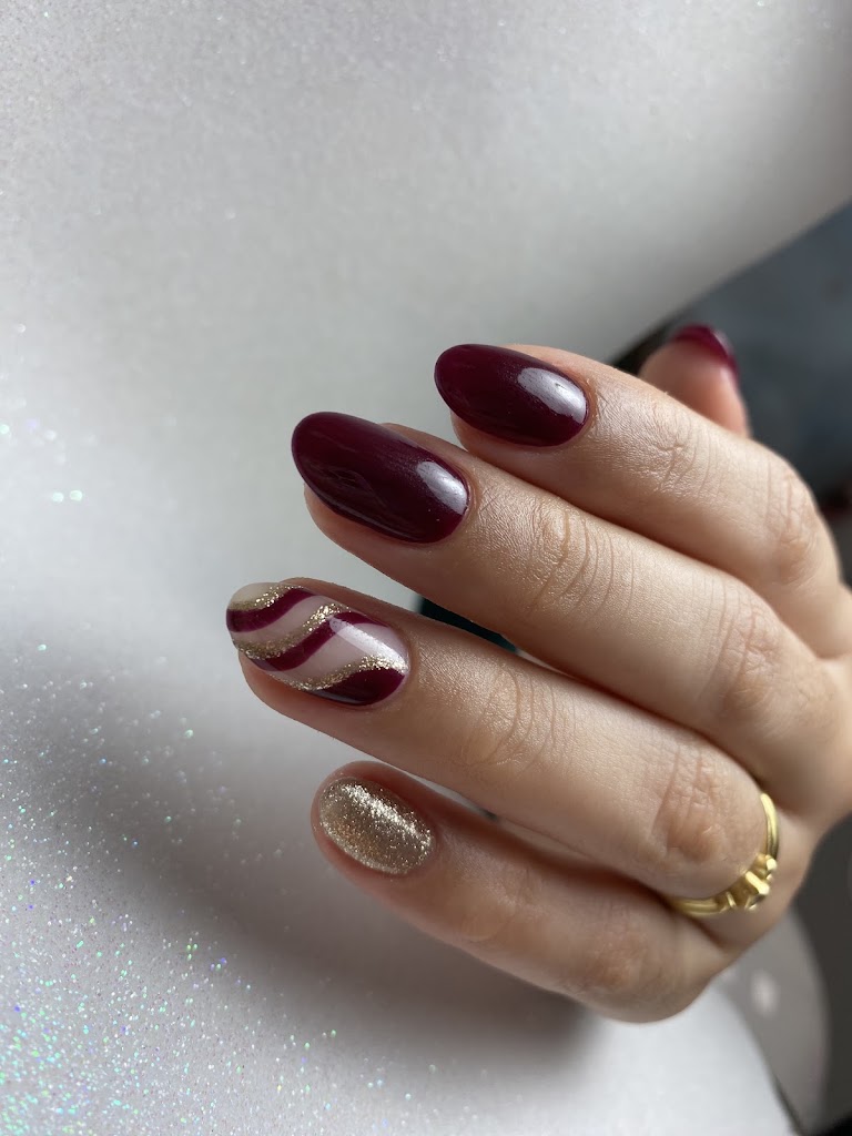 Mas Que Guapas Beauty Salon — Manicura