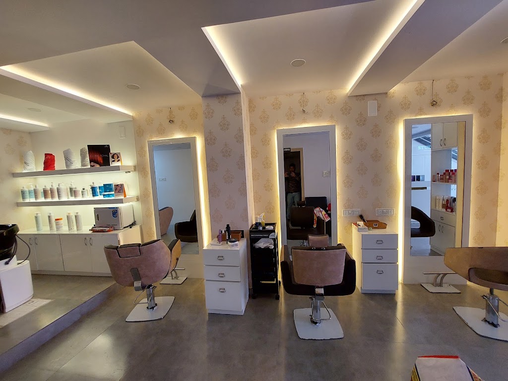 Studio11 Salon Spa Berhampur