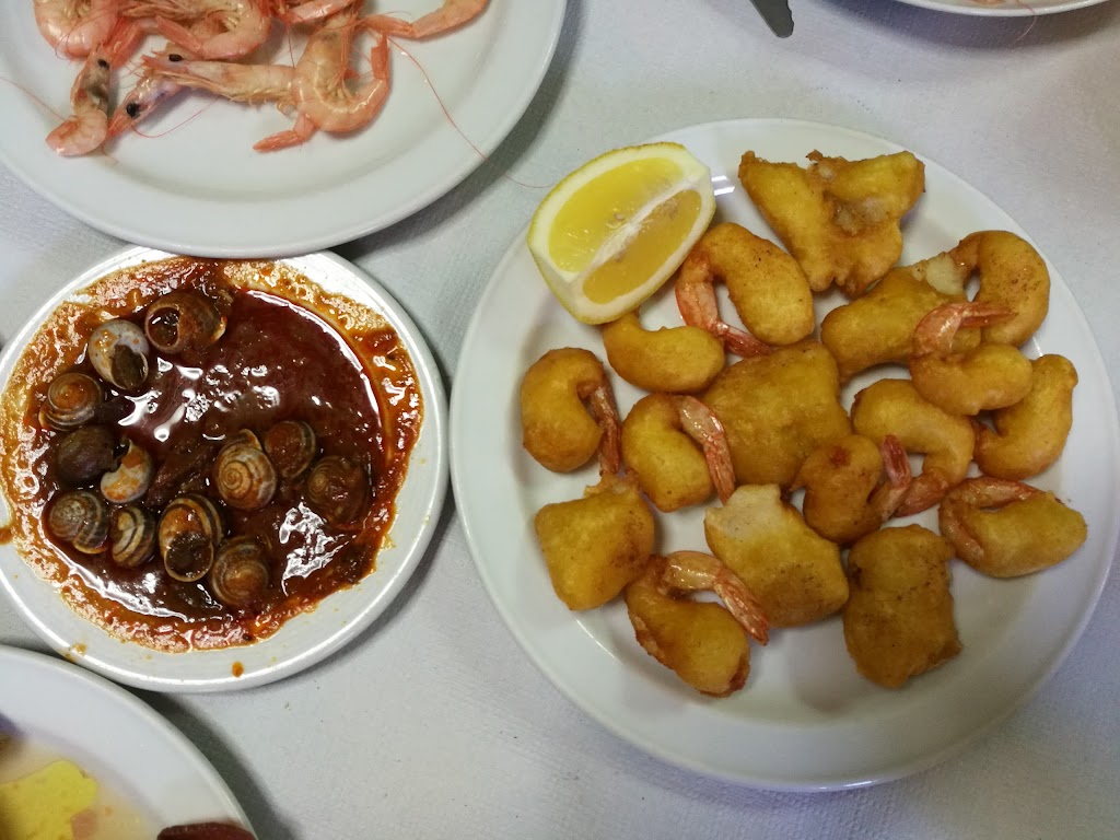Bar Fuji — Comida y bebida