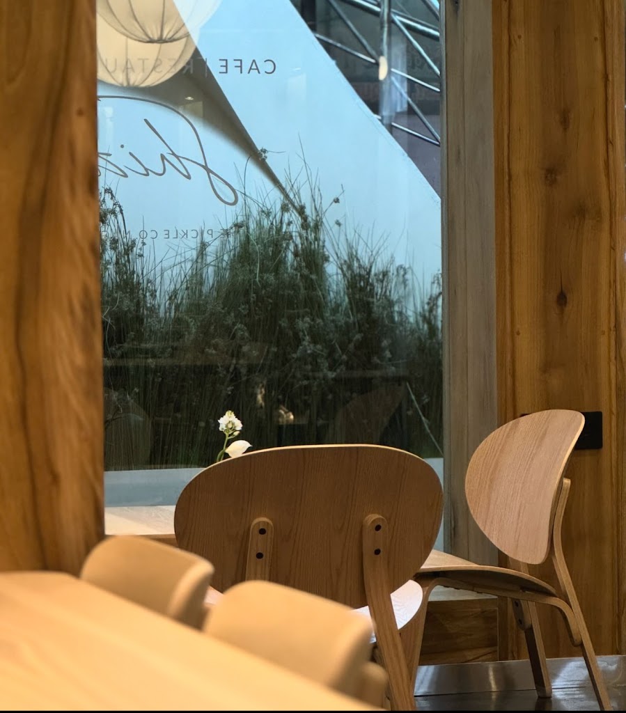 Shizo Cafe Restaurant