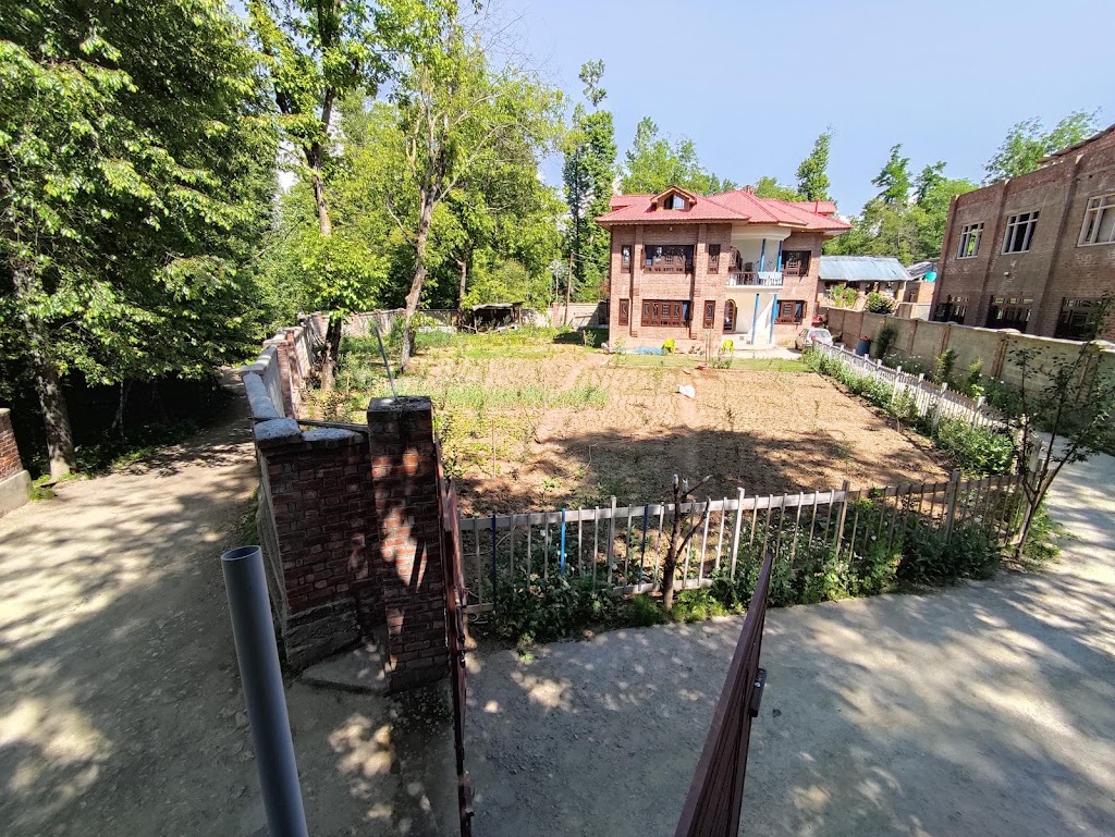 Hotel Spring
