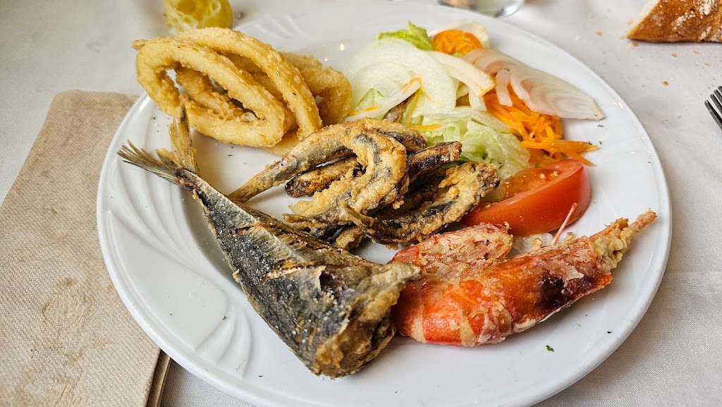 Restaurante La Fragua de Leganes — Comida y bebida