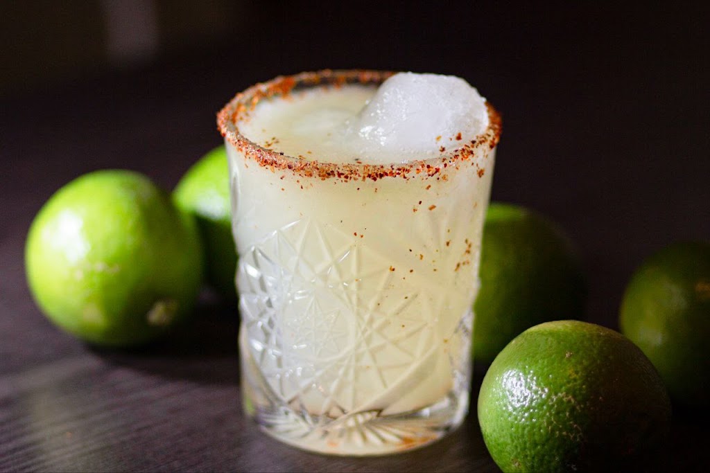 Vale Madres Tacos & Chelas — Comida y bebida