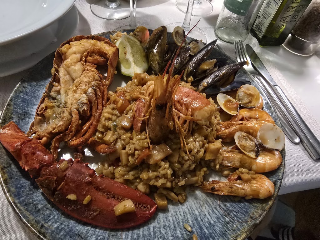 Restaurante Carpe Diem — Comida y bebida