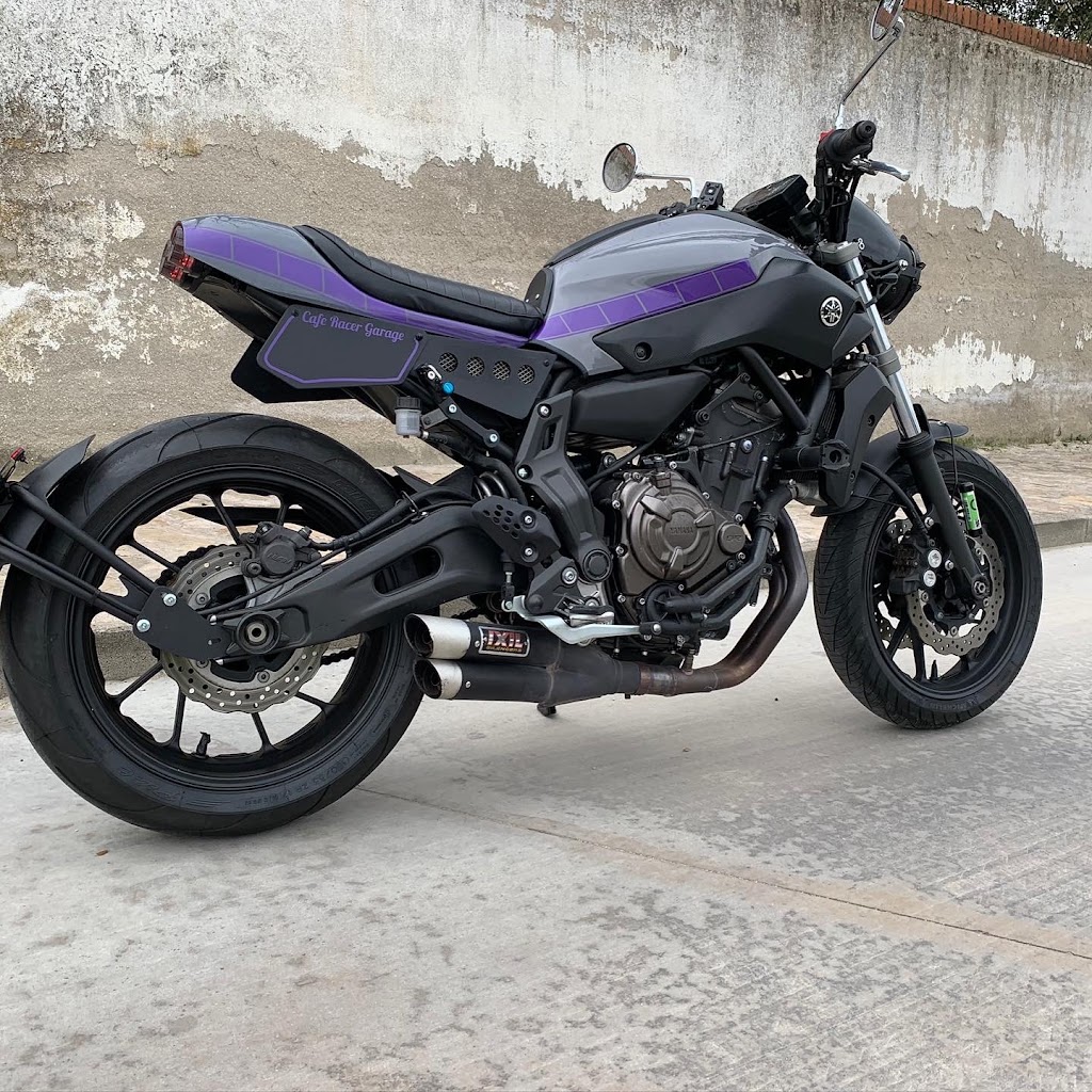 Cafe Racer Garage — Del propietario
