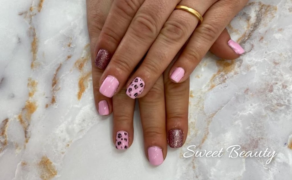 Sweet Beauty 21 — Manicura