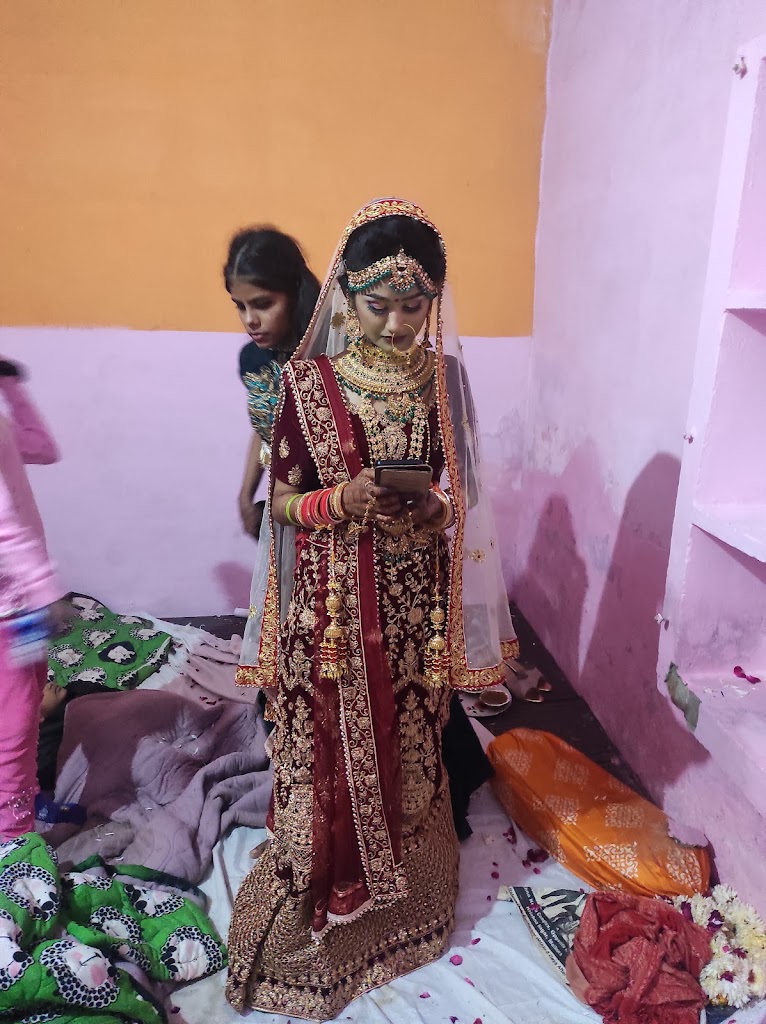 Face Look Beauty Parlour