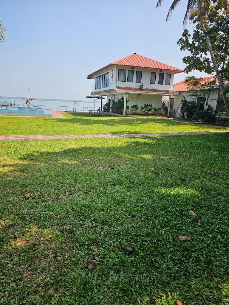 Lake Symphony Resort