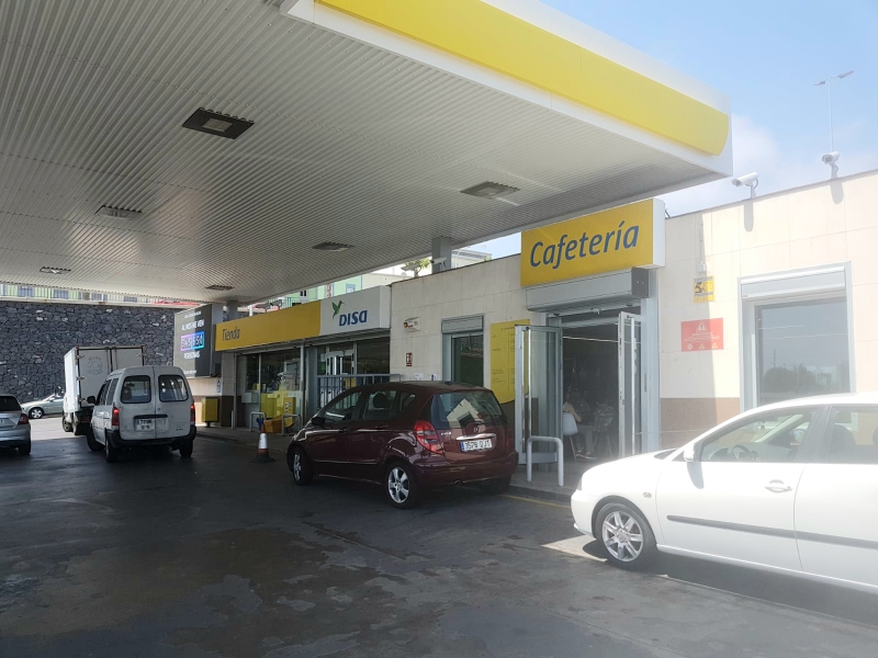 Estacion de Servicio DISA — Del propietario