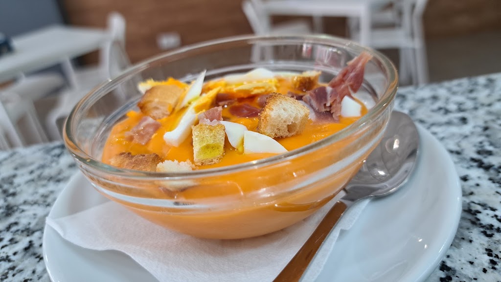 Cafe Bar de Deborah - Desayunos y tapas — Comida y bebida