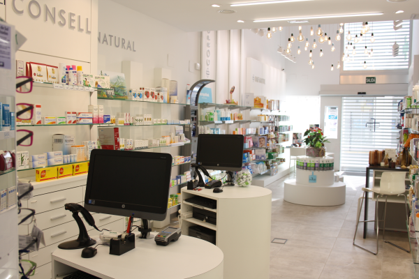 Farmacia Pilar120 Llic. Humildad Pitarch Roda — Del propietario