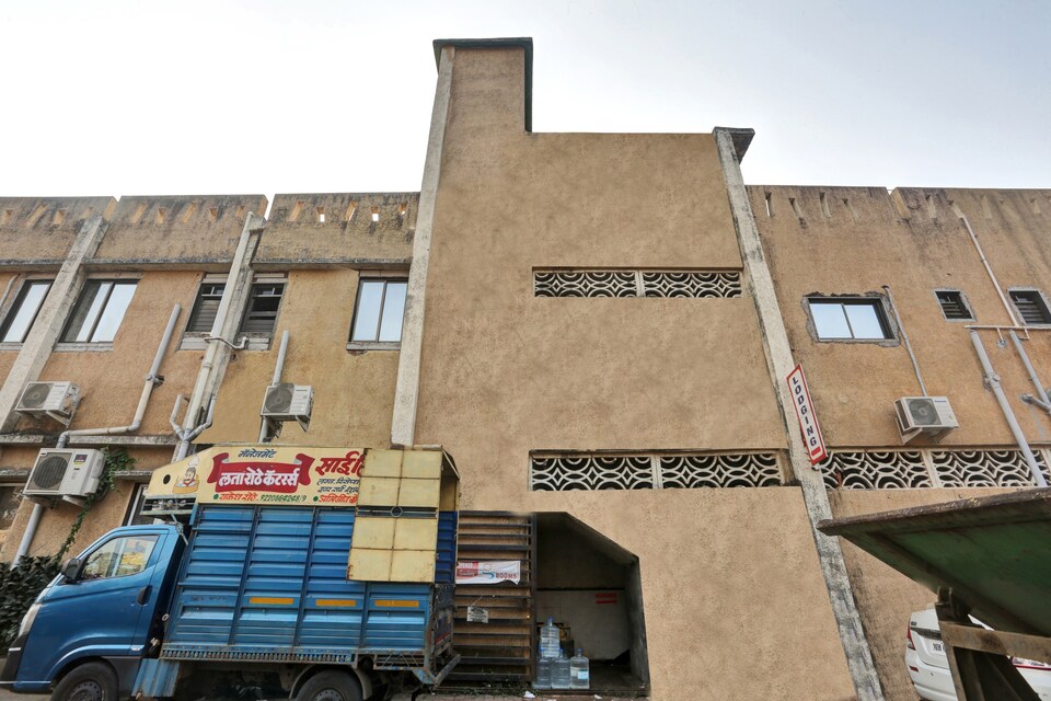 Oyo Gee Hotel