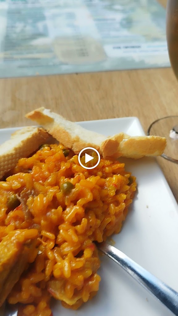 Bar Higuitos | Cocina Casera Almunecar — Videos