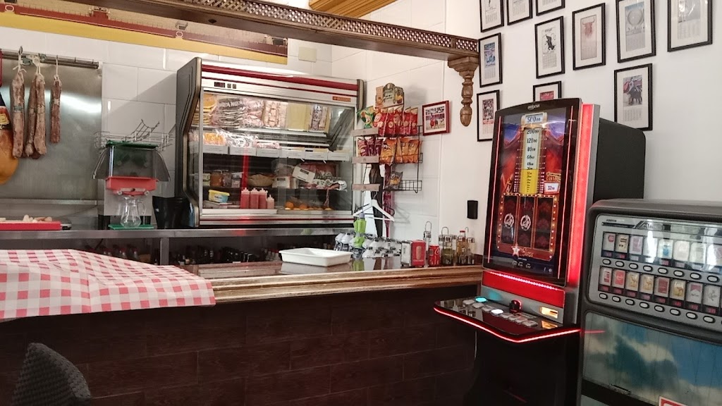 Venta-Restaurante LA VINA.