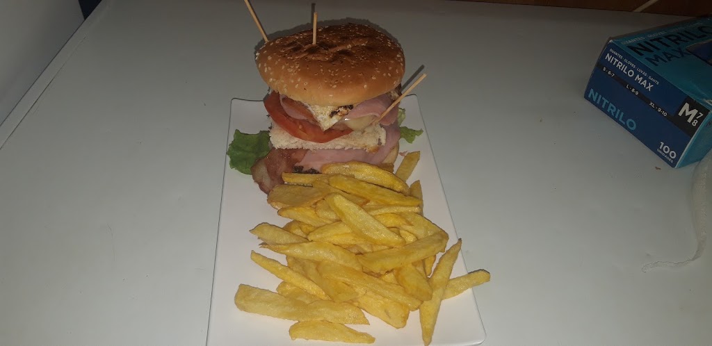 Cafeteria Avenida — Hamburguesa