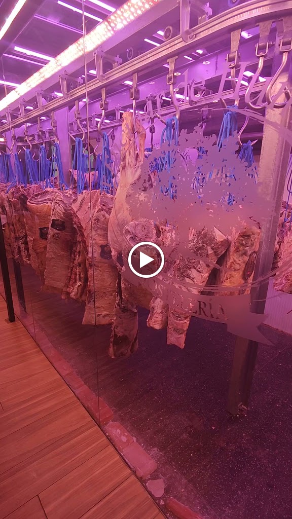 Restaurante Al Punto Rivas: carnes, pescados y asador — Videos