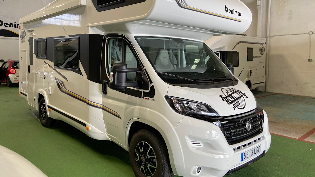 Gus Vaning - Alquiler camper Coruna