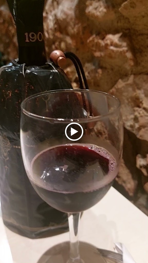 Pizzeria Lucciola — Videos