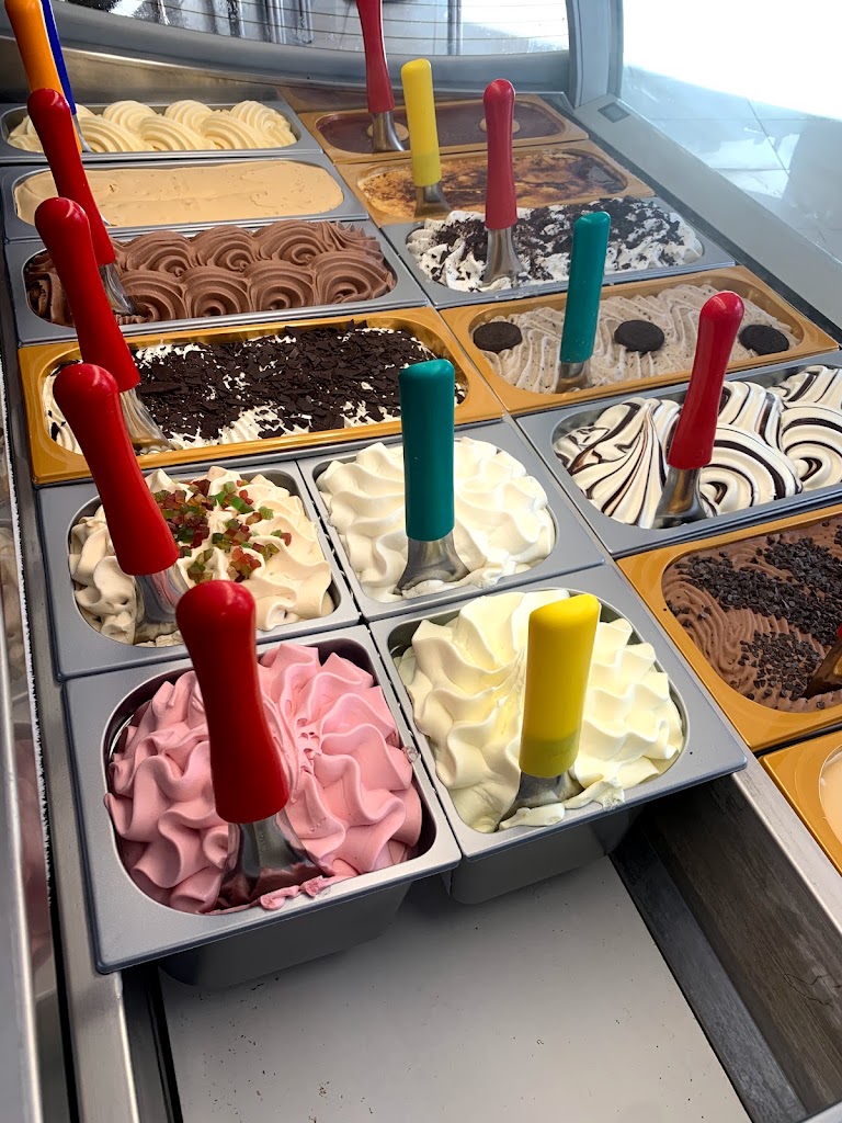 Heladeria Cafeteria La Estacion — Helado
