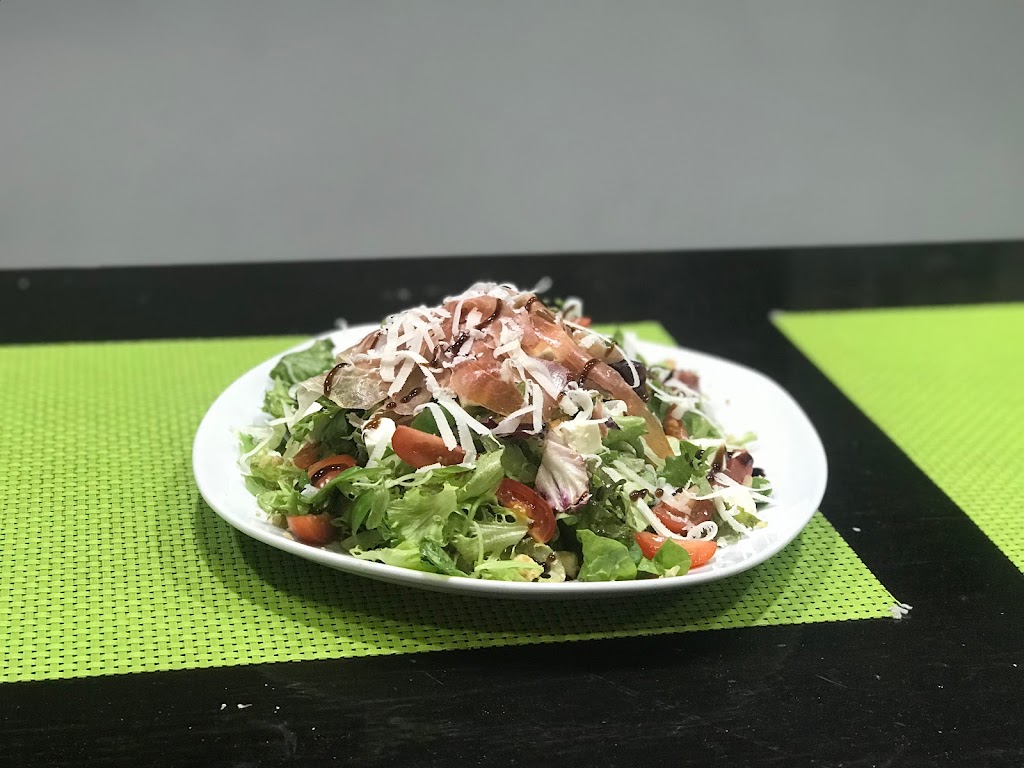 Pizzeria Cafeteria La Toscana — Comida y bebida