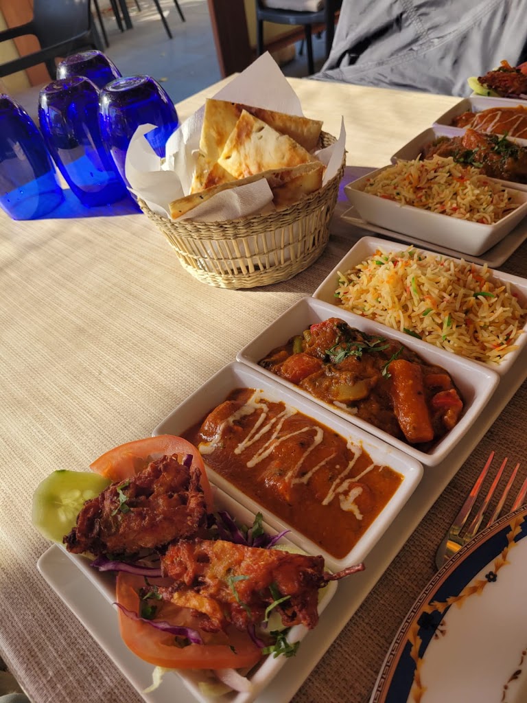 Maurya Indian restaurant San Pedro de Alcantara — Comida y bebida