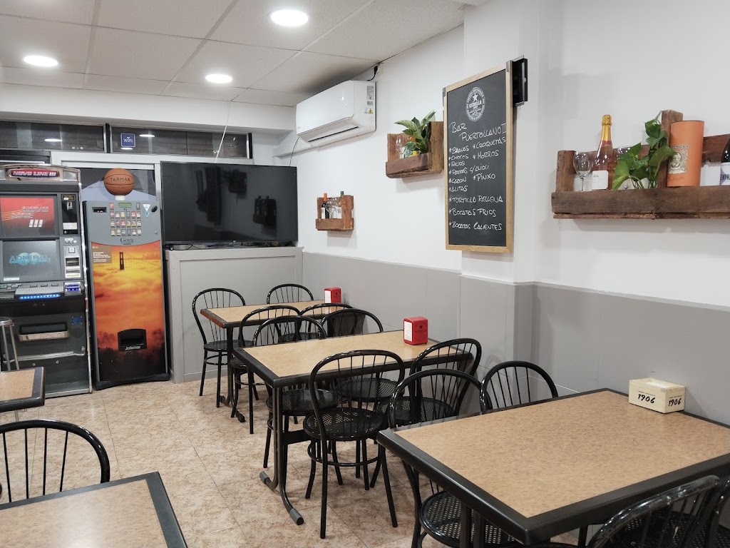 Bar-Cafeteria Puertollano 2 — Ambiente