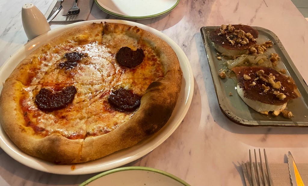 THE BLACK PIG — Pizza