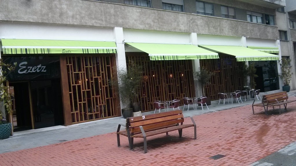 Ezetz Gastropub
