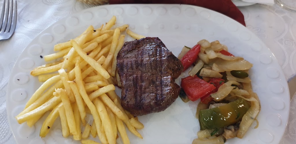 Restaurante la Braseria — Comida y bebida