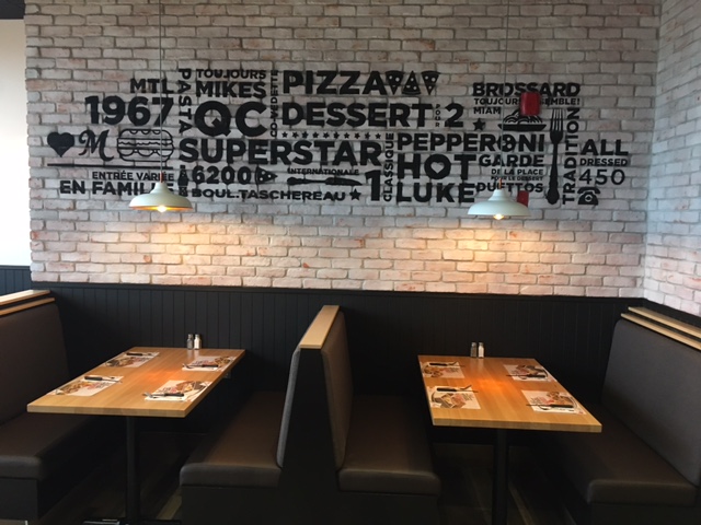Toujours Mikes in Brossard