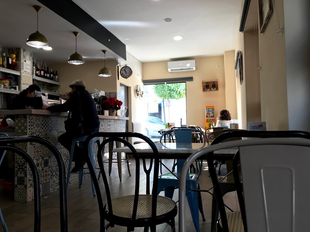 Bar - Cafeteria - Churreria La Rueda — Ambiente
