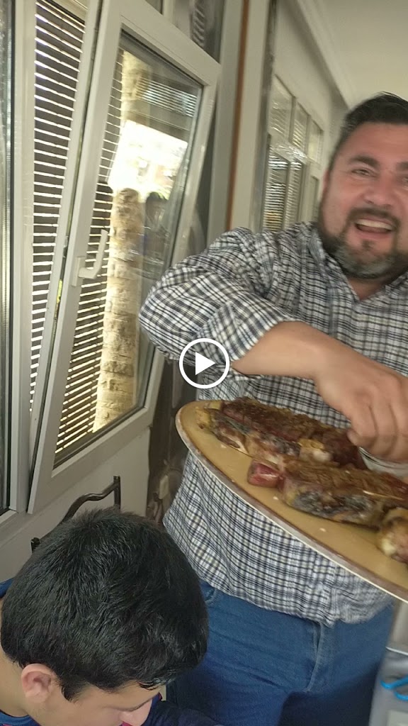 Restaurante El Botijo — Videos