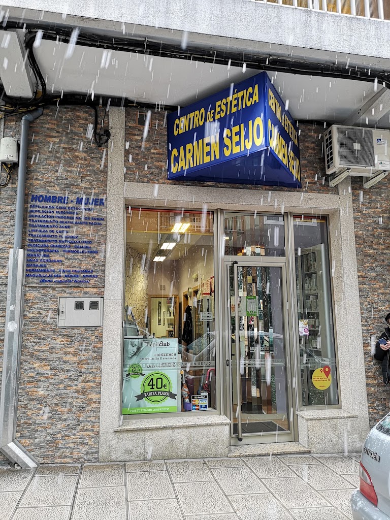 Carmen Seijo — Exterior