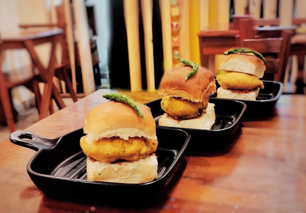 Vada pav