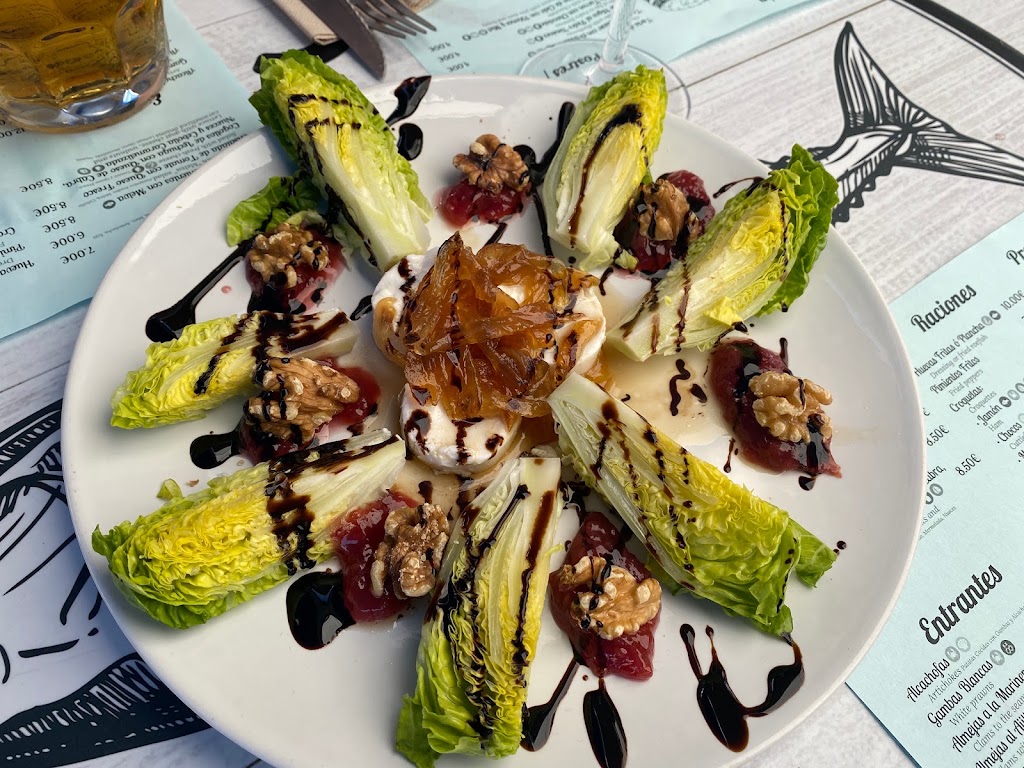 Casa Oscar — Comida y bebida