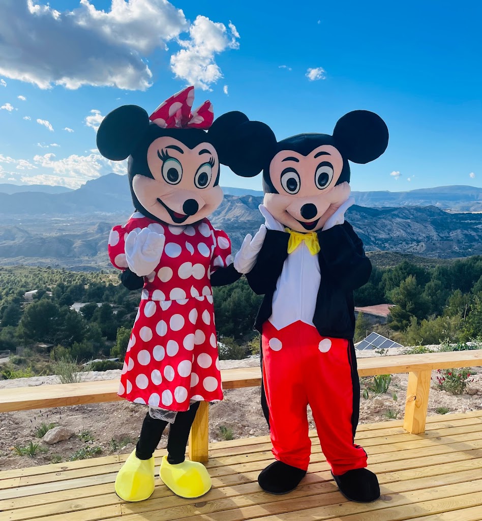 Plaza Saint Christol lez Ales