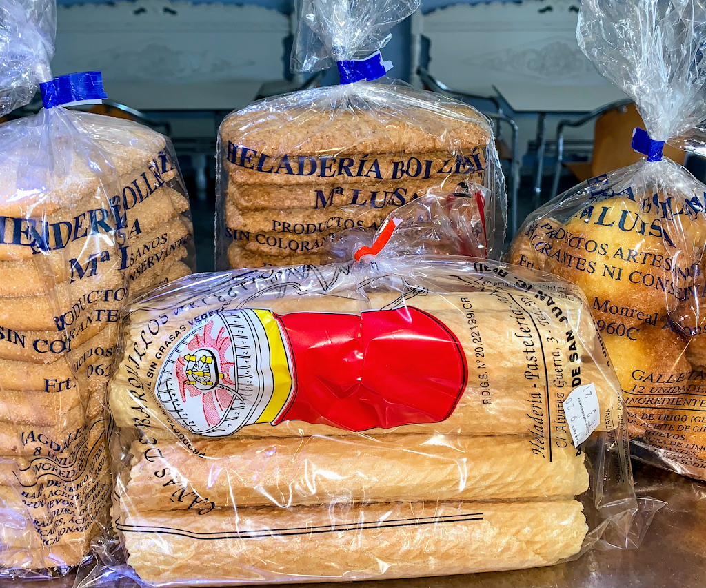 Heladeria MARIA LUISA. — Comida y bebida