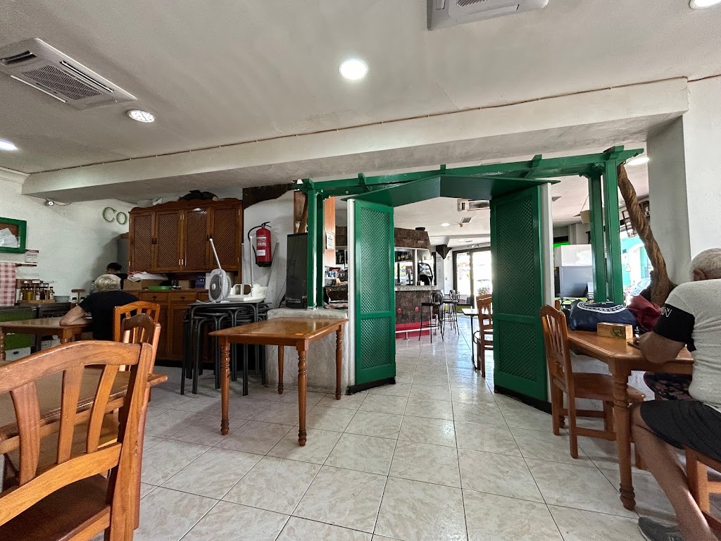 Cafeteria Restaurante Lanzarote Santa Catalina — Ambiente