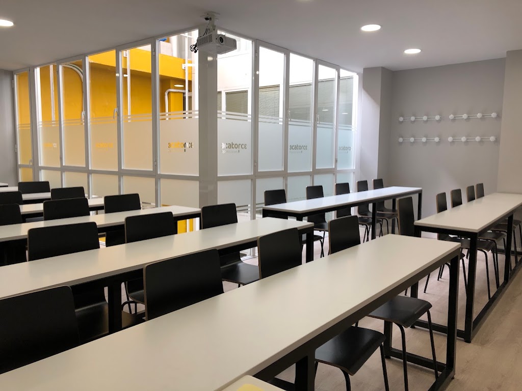 3Catorce Oposiciones Torrelavega — Del propietario