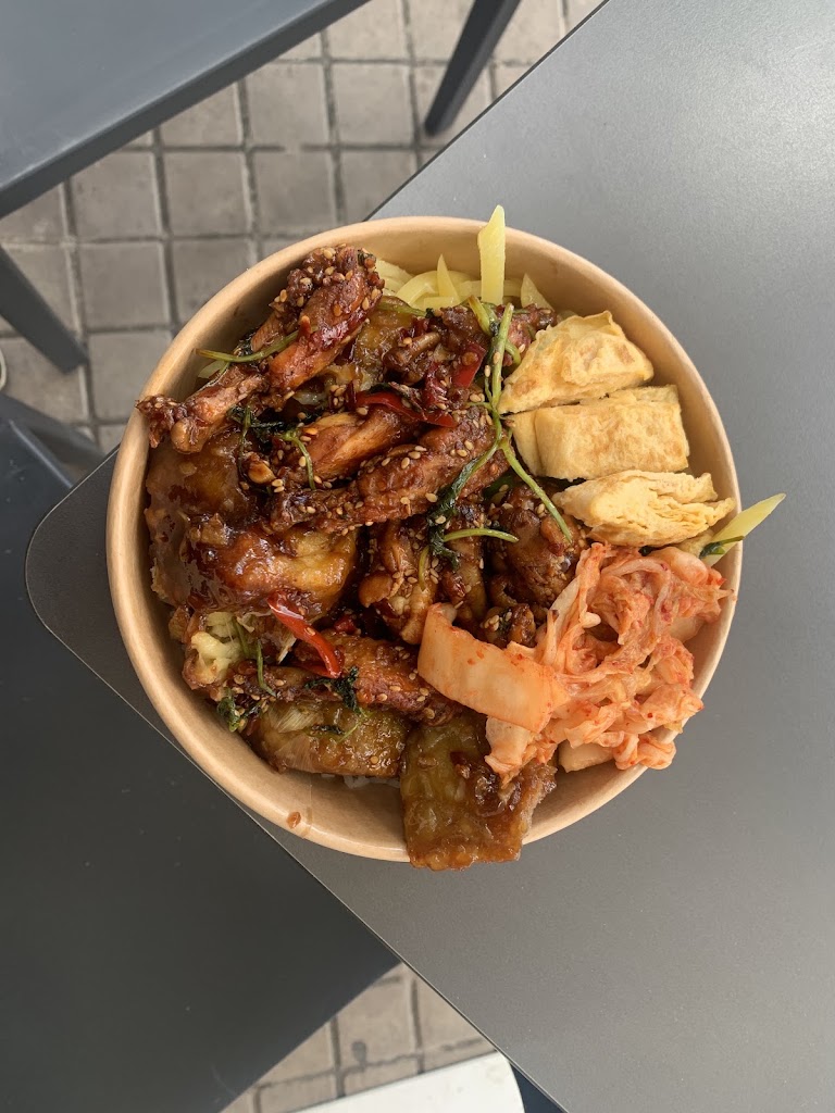 bar mixilin — Comida y bebida