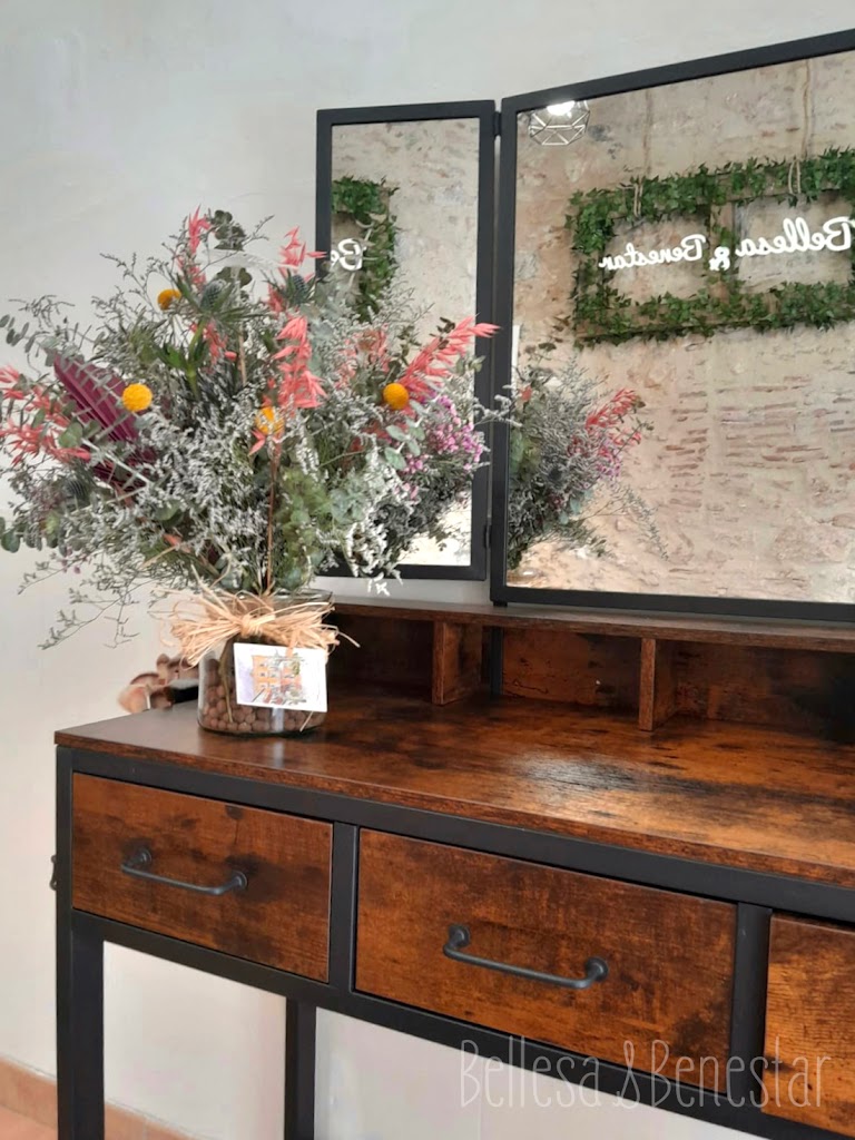 Bellesa & Benestar (by Neus Hellin) — Del propietario