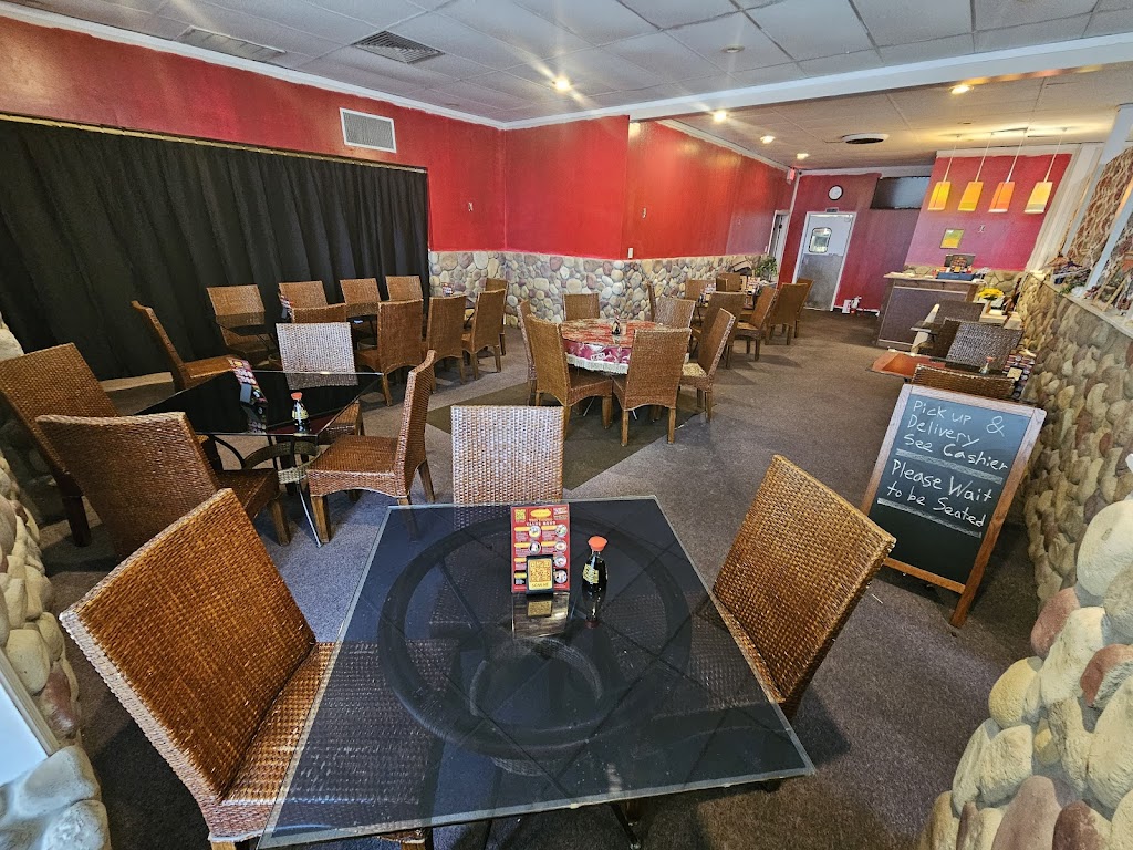 Noodle Alley