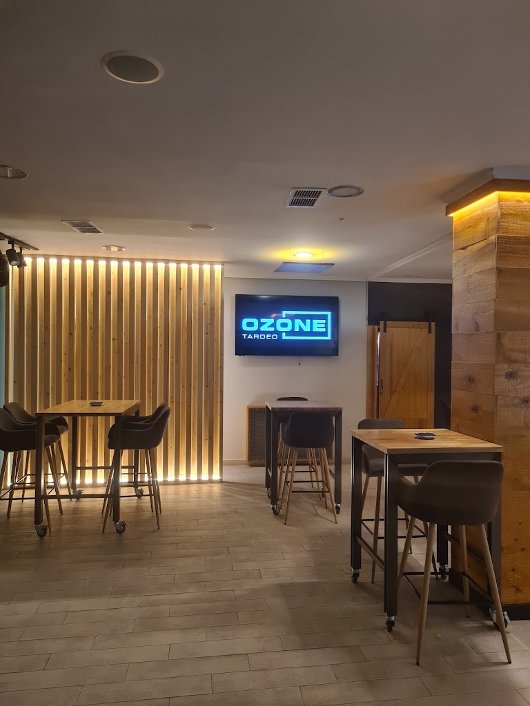 Ozone Tardeo — Ambiente