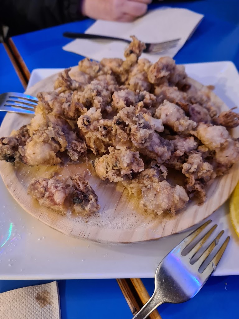 El Perdigon — Comida y bebida
