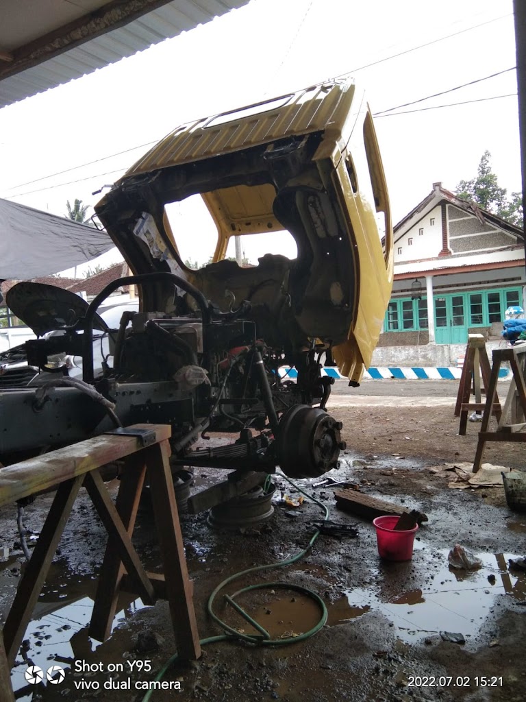 Langgeng jaya cabin & body repair